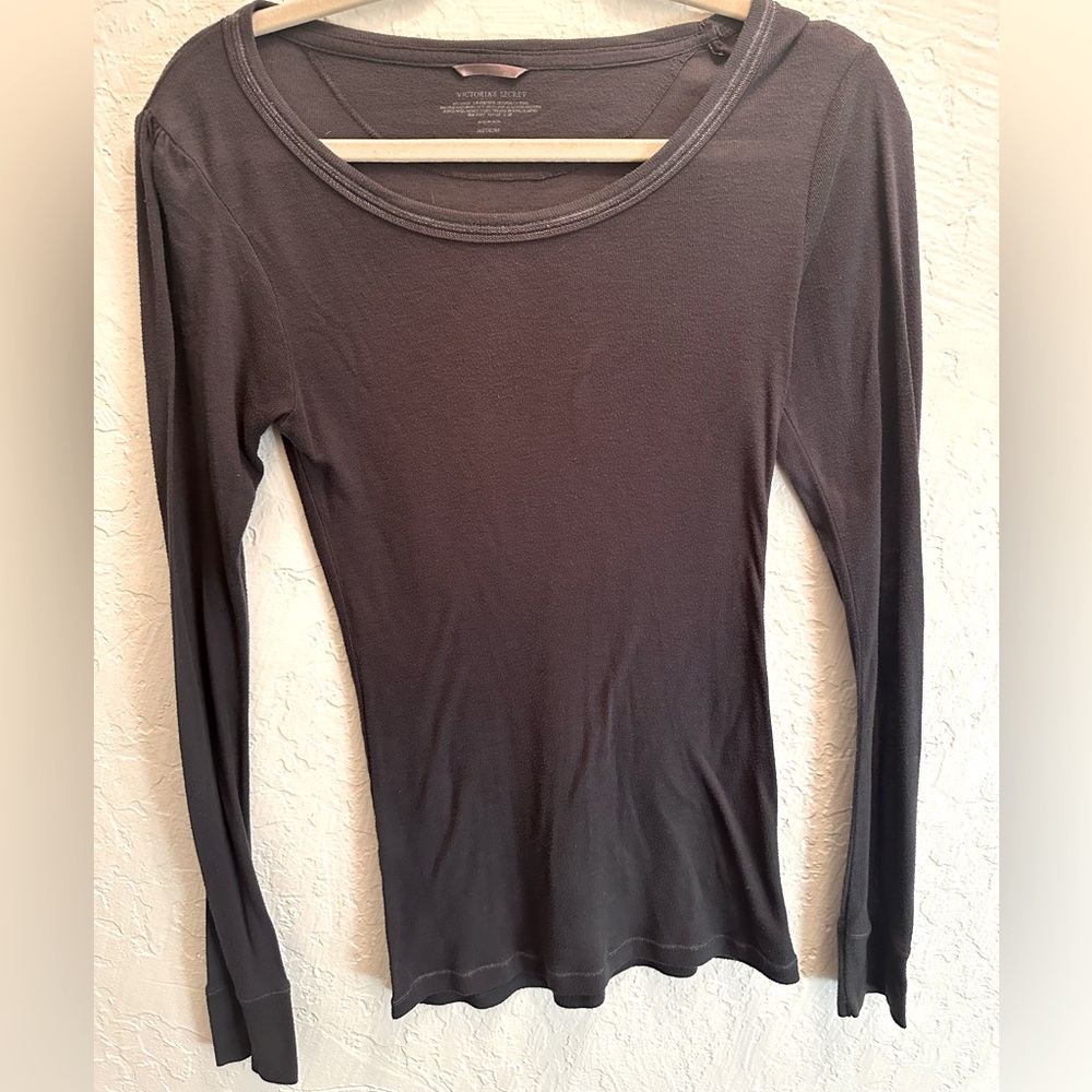 Victoria's Secret Gray Fitted Ribbed Long Sleeve Top